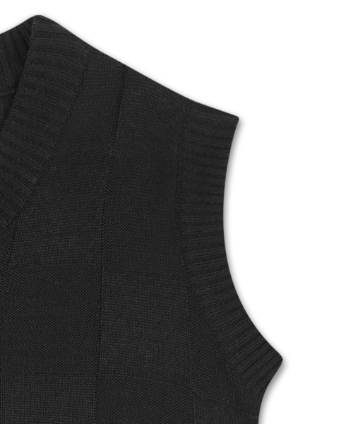 AQO STUDIO SPACE(アコスタジオスペース)の「【AQO STUDIO SPACE × BLONDNINE】AQO X BLDN BEAR KNIT VEST / アコスタジオスペース×ブロンドナイン コラボ ベアー ニットベスト(ベスト・レディース・ブラック/アイボリー・FREE)」の10枚目の写真