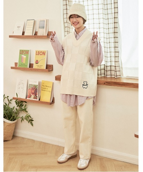 AQO STUDIO SPACE(アコスタジオスペース)の「【AQO STUDIO SPACE × BLONDNINE】AQO X BLDN BEAR KNIT VEST / アコスタジオスペース×ブロンドナイン コラボ ベアー ニットベスト(ベスト・レディース・ブラック/アイボリー・FREE)」の13枚目の写真