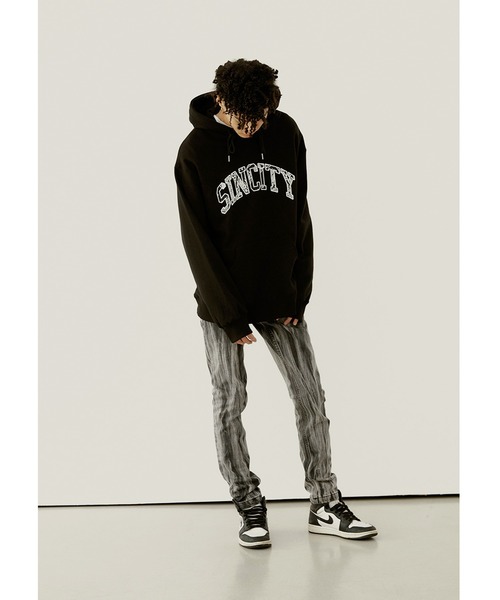 SINCITY(シンシティ)の「『SINCITY/シンシティ』SINCITY BANDANA HOODIE/ブランドロゴバンダナ柄 プルオーバーパーカー(パーカー・メンズ・ブラック・M/L)」の7枚目の写真