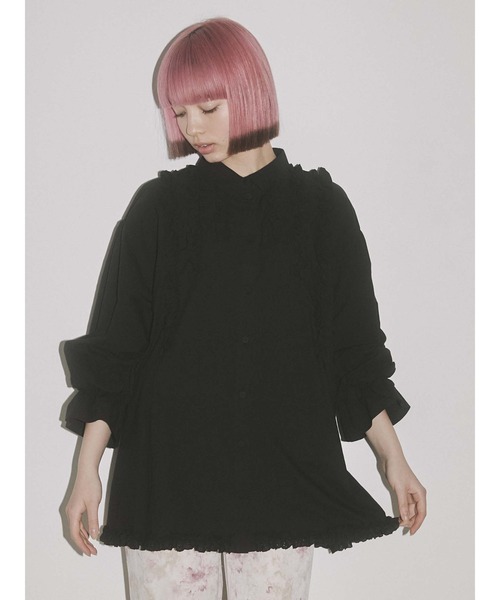 merry jenny(メリージェニー)の「スタンドカラーフリルブラウス(シャツ/ブラウス・レディース・オフホワイト/ブラック/ベージュ・FREE)」の2枚目の写真