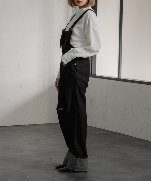 Ezick（エジック）の「ストレートデニムサロペット（サロペット/オーバーオール・レディース・ブラック・FREE）」の2枚目の写真