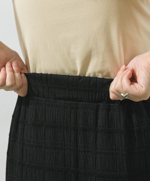 NEUNA（ヌナ）の「【大人の揺れ感。】ティアードフレアロングスカート（スカート・レディース・ホワイト/ブラック/オレンジ・SMALL/MEDIUM/LARGE）」の9枚目の写真