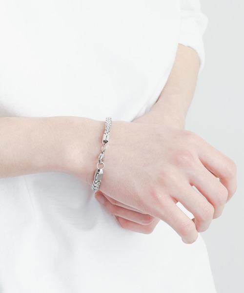 Rocky Monroe(ロッキーモンロー)の「ステンレスデザインチェーンブレスレット(ブレスレット・メンズ・その他/その他1/その他2/その他3/その他4/その他5/その他6/その他7/その他9/その他8/その他10・FREE)」の2枚目の写真