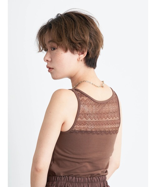 earth music&ecology（アースミュージックアンドエコロジー）の「カップ付きバックレースタンクトップ（タンクトップ・レディース・オリーブ/ダークブラウン/ブラック/オフホワイト・S/M）」の10枚目の写真