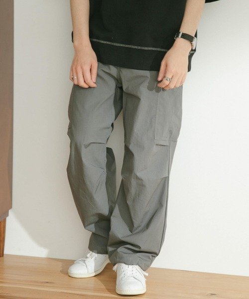 ITEMS URBANRESEARCH（アイテムズ アーバンリサーチ）の「リップストップコットン ファティーグパンツ（カーゴパンツ・メンズ・グレー/カーキ・MEDIUM/LARGE）」の3枚目の写真