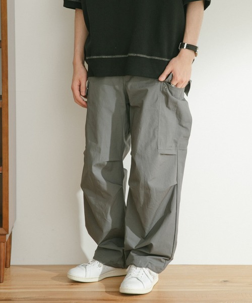 ITEMS URBANRESEARCH（アイテムズ アーバンリサーチ）の「リップストップコットン ファティーグパンツ（カーゴパンツ・メンズ・グレー/カーキ・MEDIUM/LARGE）」の10枚目の写真