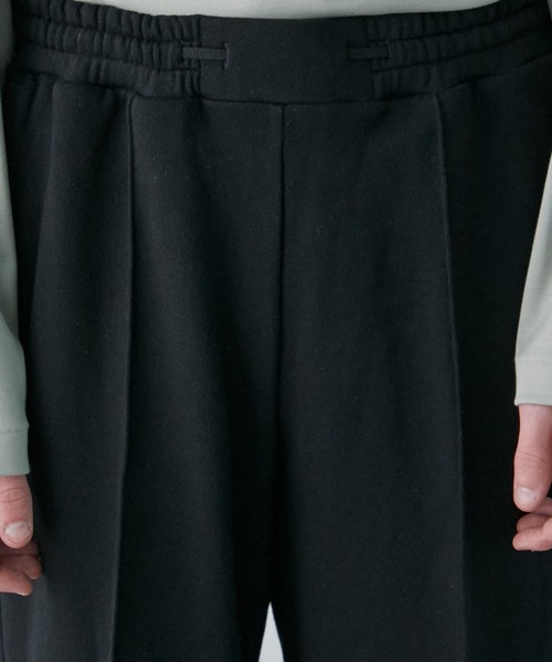 PUBLIC TOKYO（パブリックトウキョウ）の「ピンタックスウェットパンツ（スウェットパンツ・メンズ・ブラック/グレー・1/2）」の9枚目の写真