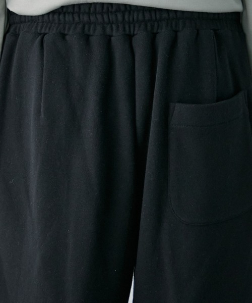 PUBLIC TOKYO（パブリックトウキョウ）の「ピンタックスウェットパンツ（スウェットパンツ・メンズ・ブラック/グレー・1/2）」の19枚目の写真