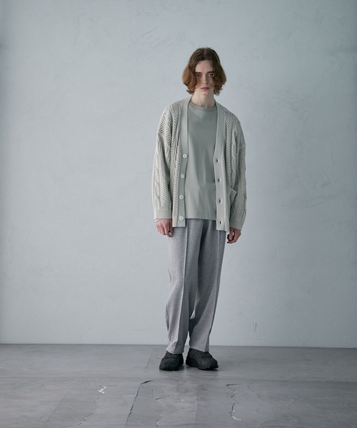 PUBLIC TOKYO（パブリックトウキョウ）の「ピンタックスウェットパンツ（スウェットパンツ・メンズ・ブラック/グレー・1/2）」の17枚目の写真