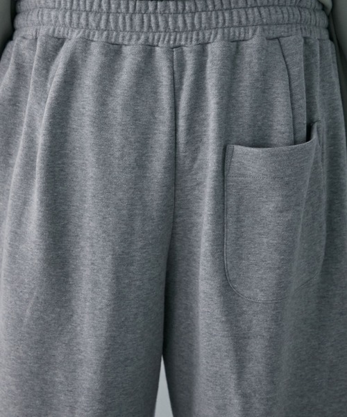 PUBLIC TOKYO（パブリックトウキョウ）の「ピンタックスウェットパンツ（スウェットパンツ・メンズ・ブラック/グレー・1/2）」の8枚目の写真