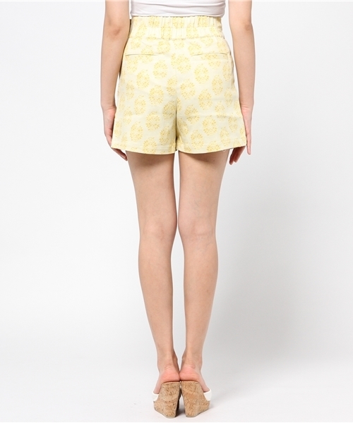 E hyphen world gallery（イーハイフンワールドギャラリー）の「ダマスク柄ショートパンツ（その他パンツ・レディース・ベージュ/サックスブルー/ネイビー/オフホワイト・FREE）」の7枚目の写真