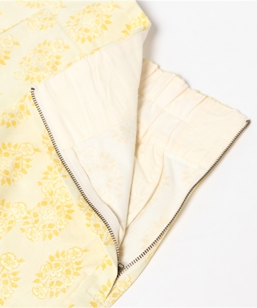 E hyphen world gallery（イーハイフンワールドギャラリー）の「ダマスク柄ショートパンツ（その他パンツ・レディース・ベージュ/サックスブルー/ネイビー/オフホワイト・FREE）」の12枚目の写真