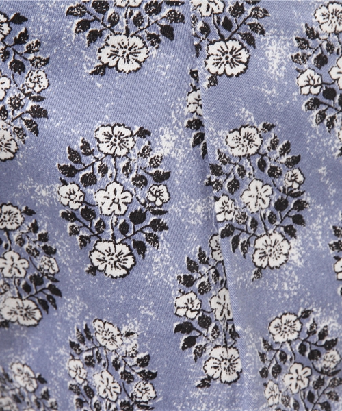 E hyphen world gallery（イーハイフンワールドギャラリー）の「ダマスク柄ショートパンツ（その他パンツ・レディース・ベージュ/サックスブルー/ネイビー/オフホワイト・FREE）」の15枚目の写真