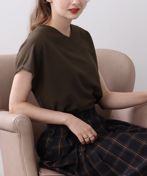 DRESKIP(ドレスキップ)の「◆カットミラノフレンチプルオーバー(Tシャツ/カットソー・レディース・ライトブルー/オフホワイト/グレー系その他/ホワイト系4/ダークブラウン/ブラック/パープル系/ライトベージュ・00)」の6枚目の写真