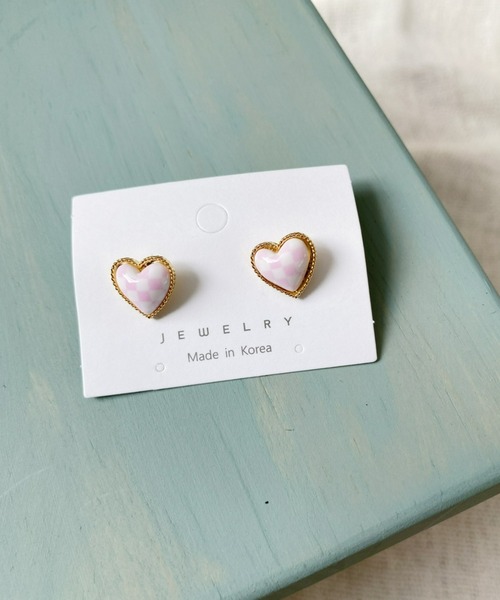 at12:03（アットイチニーゼロサン）の「チェックハートピアス（ピアス（両耳用）・レディース・ブラック/パープル/レッド/ピンク/ブルー/その他1・FREE）」の11枚目の写真