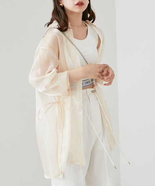 【美品】アドーア　レディース　ブラウス　半袖　オーバーサイズ　サイドスリット ブラウス レディース 半袖 春 夏 秋 母の日 シャツ 上品 体型