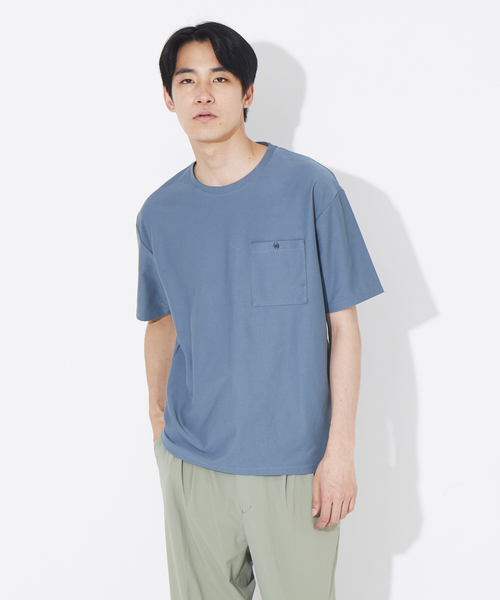ABAHOUSE(アバハウス)の「カルゼ ワンボタン ポケット カラー Tシャツ(Tシャツ/カットソー・メンズ・ホワイト/グレイッシュブルー/エンジ/ブラック・44/46/48)」の4枚目の写真