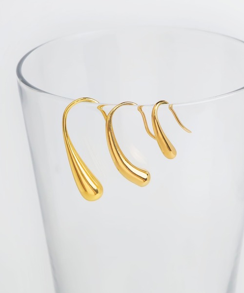 blackdia ocean（ブラックダイヤオーシャン）の「blackdia ocean 金属アレルギー対応 ミニドロップカーブピアス 両耳（ピアス（両耳用）・レディース・シルバー/ゴールド/シルバー系その他/ゴールド系その他/シルバー系その他2/ゴールド系その他2/シルバー系その他3/ゴールド系その他3・FREE）」の17枚目の写真