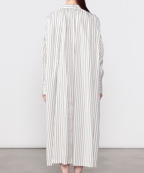 HAVERSACK(ハバーザック)の「HAVERSACK | 〈別注〉ギャザーシャツワンピース STRIPE WOMEN(シャツワンピース・レディース・ホワイト系その他5・1)」の10枚目の写真