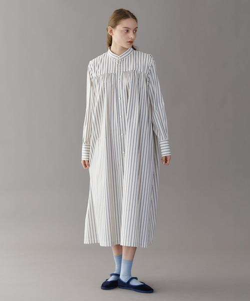HAVERSACK(ハバーザック)の「HAVERSACK | 〈別注〉ギャザーシャツワンピース STRIPE WOMEN(シャツワンピース・レディース・ホワイト系その他5・1)」の3枚目の写真