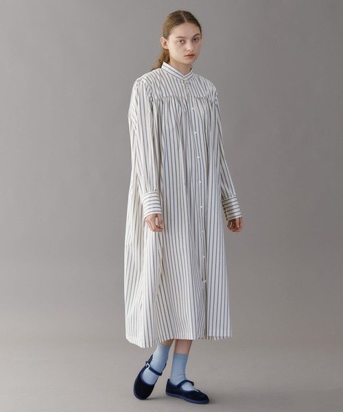 HAVERSACK(ハバーザック)の「HAVERSACK | 〈別注〉ギャザーシャツワンピース STRIPE WOMEN(シャツワンピース・レディース・ホワイト系その他5・1)」の5枚目の写真