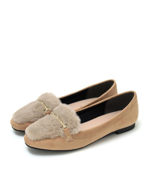 grandfleur（グランドフルール）の「フェイクファーのビット付きフラットローファーパンプス（ローファー・レディース・ブラック/ベージュ/グレイッシュベージュ・22.5cm/23.5cm/24.5cm/23.0cm/24.0cm）」の8枚目の写真