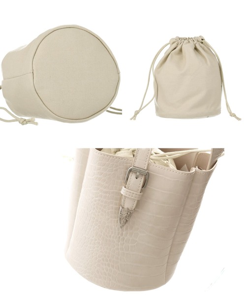 ANAP（アナップ）の「ベルトデザイン筒型バッグ（ショルダーバッグ・レディース・ブラック/オフホワイト/グリーン/モカ・FREE）」の8枚目の写真