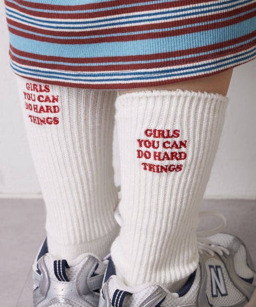 CIAOPANIC TYPY(チャオパニックティピー)の「【靴下屋×TYPY】刺繍ベタクルーソックス(ソックス/靴下・レディース・オフホワイト/ブルー/ピンク/ライム・ONE SIZE)」の2枚目の写真