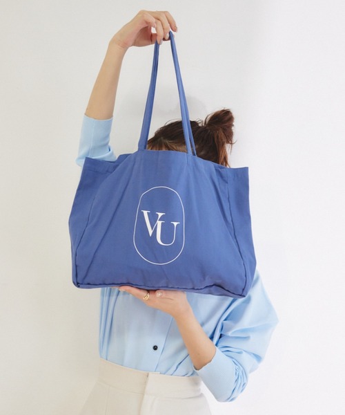 VANNIE U（ヴァニーユー）の「オーバルロゴトートバッグ/推しトート/ダブルポケット付（トートバッグ・レディース・グリーン/レッド/ピンク/イエロー/オレンジ/パープル/アイボリー/ブラック/ブルー・FREE）」の4枚目の写真