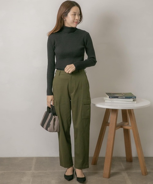 URBAN RESEARCH Sonny Label(アーバンリサーチサニーレーベル)の「ナチュラルストレッチテーパードカーゴパンツ(その他パンツ・レディース・グレー/ベージュ/カーキ・36/38)」の17枚目の写真