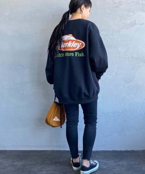 Russell Athletic（ラッセルアスレティック）の「[RUSSELL ATHLETIC/ラッセル アスレチック] BERKLEY×RUSSEL ATHLETIC 別注 オーバルロゴプリントスウェット（スウェット・レディース・ホワイト/ブラック・L/M）」の17枚目の写真