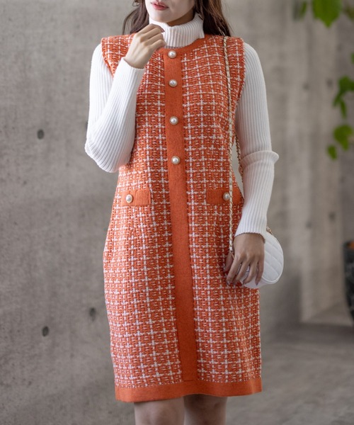 clear（クリア）の「ミドル丈ジャカードニットワンピース（ワンピース・レディース・ホワイト/ブラック/オレンジ/ラベンダー/ブルー・F）」の5枚目の写真