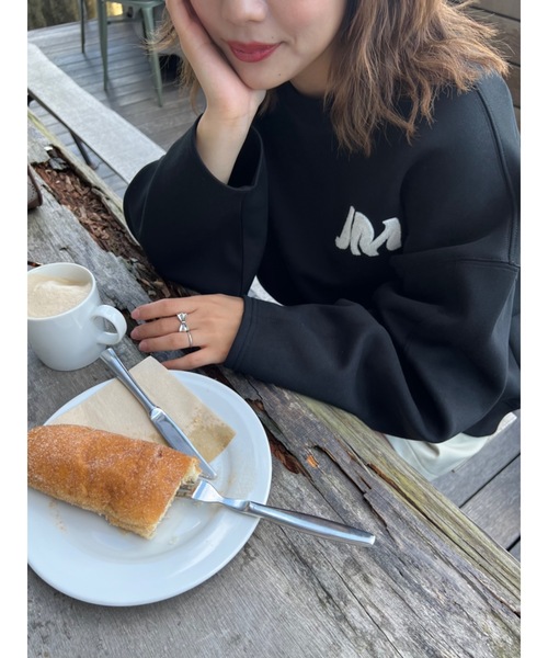 JUMELLE（ジュメロ）の「コクーンカットスウェット（スウェット・レディース・ブラック/アイボリー・FREE）」の8枚目の写真