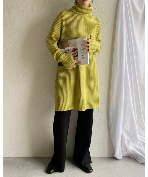 She's Closet(シーズクローゼット)の「ノーカラー深vネックニットベスト&ニットパンツスタイルセットアップ(セットアップ・レディース・ブラック/アイボリー/グレイッシュベージュ・FREE)」の18枚目の写真