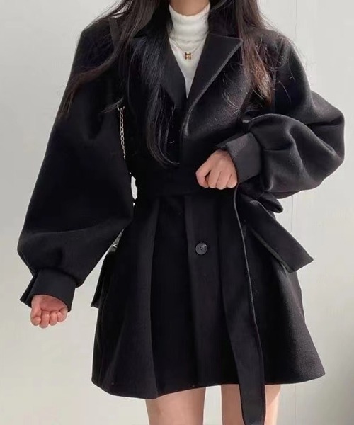 FREE STYLISTS(フリー スタイリスト)の「ウエストリボン ミドル丈コート(その他アウター・レディース・ベージュ/ブラック/ブラック系その他・XL/S/L/M)」の2枚目の写真