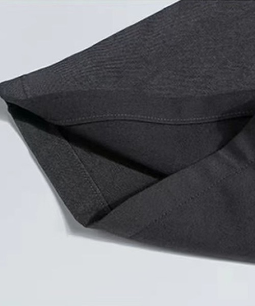 ROOPTOKYO(ループトウキョウ)の「▲2tuck straight wide slack ストレートシルエット ワイドスラックス(スラックス・メンズ・ダークブラウン/ナチュラル/ブラック/チャコール・S/M/L/XL)」の6枚目の写真
