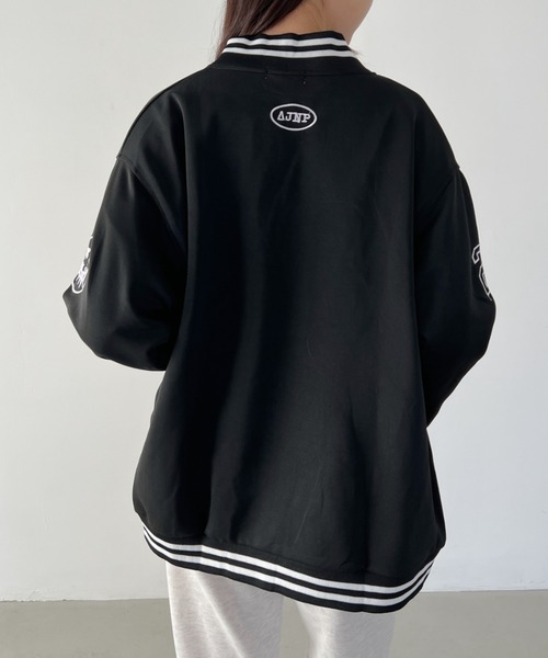 CLEA（クレア）の「ストリートロゴ刺繍BIGスタジャン（スタジャン・レディース・ブラック/ホワイト・FREE）」の6枚目の写真