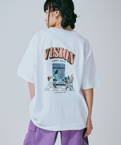VISION STREET WEAR（ヴィジョンストリートウェア）の「【VISION STREET WEAR】グラフィックプリントTシャツ（Tシャツ/カットソー・レディース・ブラック系1/ベージュ系2/ホワイト系1/ホワイト系2/ベージュ系1/ベージュ系4/ブラック系4/ピンク系2/ブラック系3/ブラック系2/ベージュ系3/ブラック系5/ホワイト系4/ホワイト系5/ホワイト系6/ピンク系1/ホワイト系3/ブラック系6・MEDIUM/LARGE/X-LARGE）」の5枚目の写真