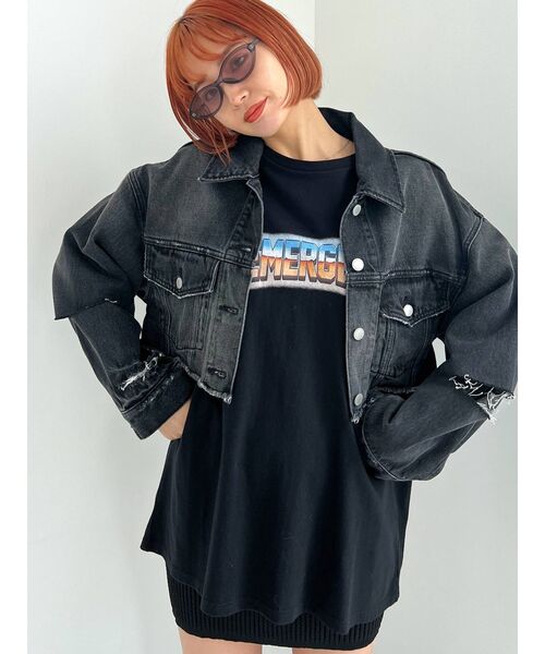 EMODA(エモダ)の「スリットスリーブデニムジャケット(デニムジャケット・レディース・ブラック/インディゴブルー/アイボリー・FREE)」の10枚目の写真