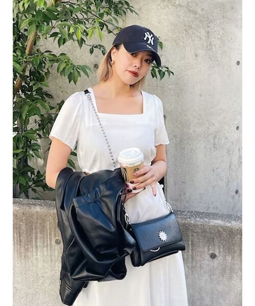 EVRIS（エヴリス）の「サイドオープンドロストロングワンピース（ワンピース・レディース・ホワイト/ブラック/オレンジ/ブルー・FREE）」の5枚目の写真