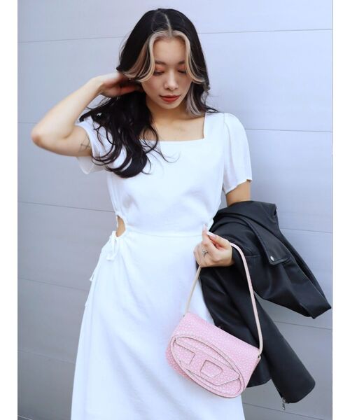 EVRIS（エヴリス）の「サイドオープンドロストロングワンピース（ワンピース・レディース・ホワイト/ブラック/オレンジ/ブルー・FREE）」の6枚目の写真