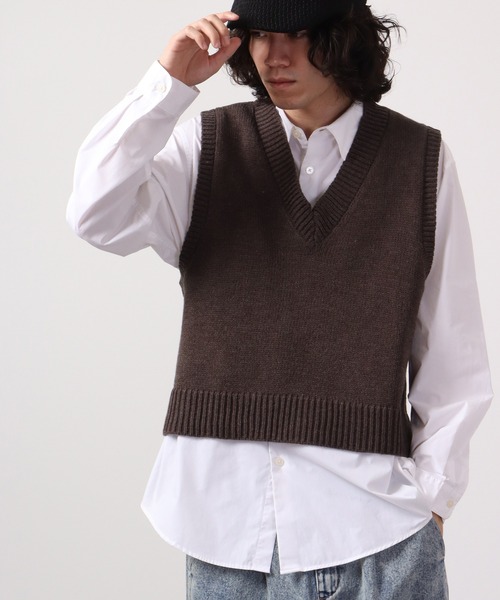 Bling Leads（ブリングリーズ）の「Bling Leads 5GG　A/T　Vネックニットベスト（ベスト・メンズ・ベージュ/ブラック/ブラウン/ピンク・F）」の3枚目の写真