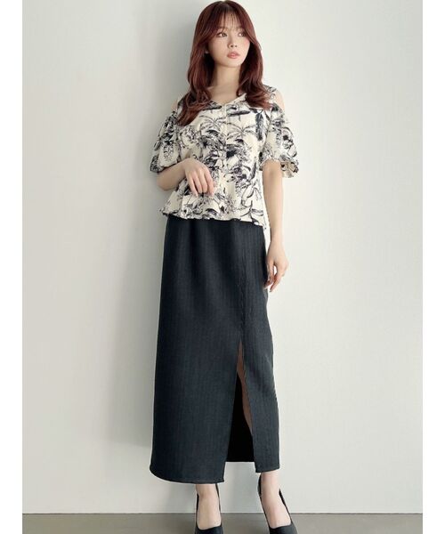 RESEXXY(リゼクシー)の「ショルダーオープンペプラムブラウス(シャツ/ブラウス・レディース・ブラック/アイボリー/その他1・FREE)」の20枚目の写真
