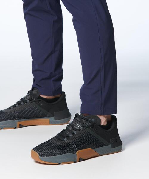 UNDER ARMOUR - アンダーアーマー　パンツ UAパフォーマンスチノ-テーパード　美品 セール】UAパフォーマンス ウーブン パンツ（トレーニング