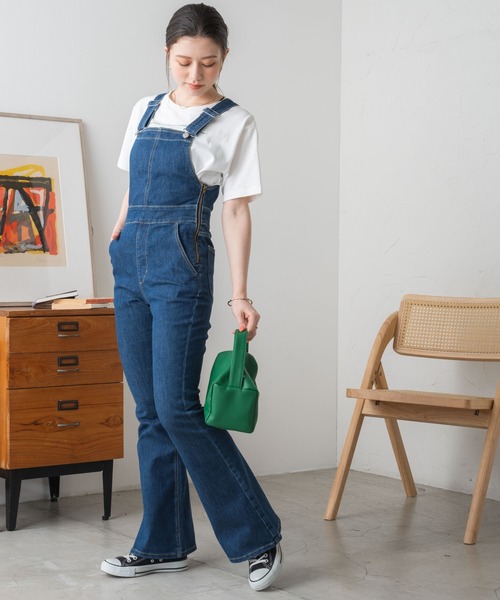 WEGO（ウィゴー）の「WEGO/ハイウエストストレッチフレアデニムサロペット（サロペット/オーバーオール・レディース・ブラック/インディゴブルー・SMALL/MEDIUM）」の10枚目の写真