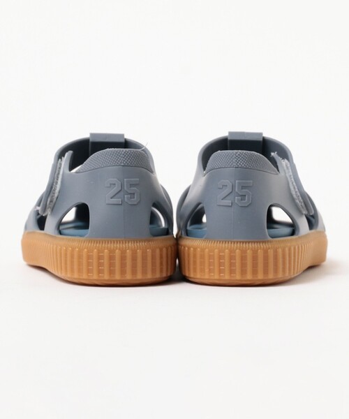 igor（イゴール）の「igor / NICO CARAMEL サンダル 23（11～20cm）（サンダル・キッズ・レッド系その他5/クリーム/ブラウン系その他3/オフホワイト/グリーン系その他4/インディゴブルー・19㎝/20cm/14.5㎝/14cm/18.5cm/13cm/11cm/17cm/15cm/12.5cm/16cm/12cm/16.5cm/18cm）」の17枚目の写真