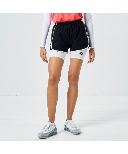 SKINS(スキンズ)の「SKINS(スキンズ)ランニングウーブンショートパンツ(その他パンツ・レディース・ブルー系/ブラック・40/38)」の5枚目の写真