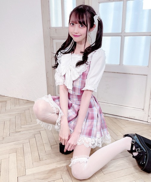 MA*RS（アメーバーマーズ）の「チェックセーラーブラウス