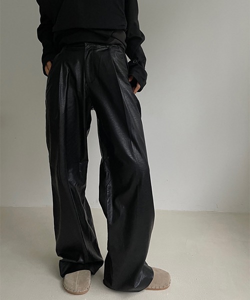 ASCLO(エジュクロ)の「ASCLO Leather Wide Slacks(スラックス・メンズ・ブラック・SMALL/MEDIUM/LARGE)」の1枚目の写真