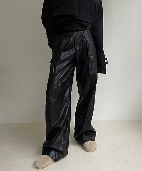 ASCLO(エジュクロ)の「ASCLO Leather Wide Slacks(スラックス・メンズ・ブラック・SMALL/MEDIUM/LARGE)」の7枚目の写真